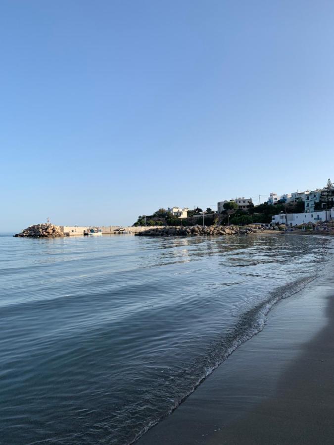 Blue Sea Villa & Apartments Макригиалос Экстерьер фото