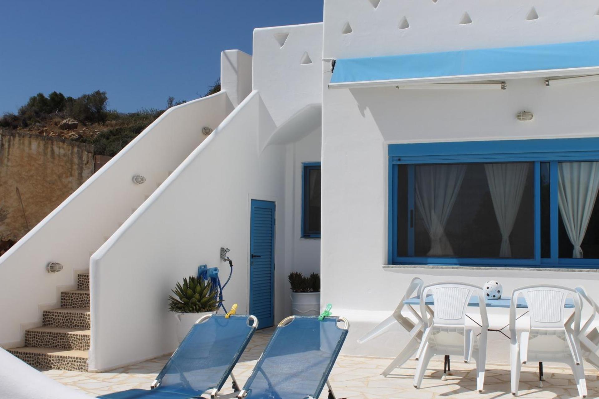 Blue Sea Villa & Apartments Макригиалос Экстерьер фото